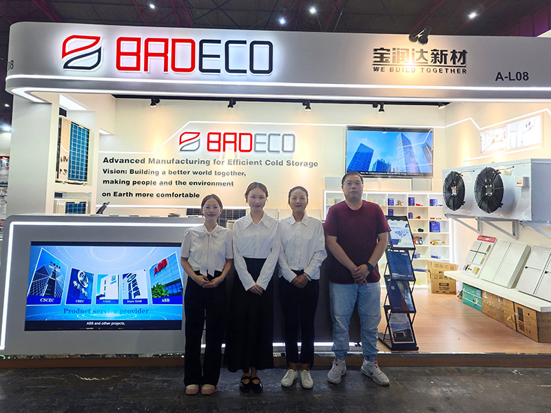 寶潤達(dá)新材印尼展會(huì)現(xiàn)場.jpg 寶潤達(dá)新材印尼展會(huì)現(xiàn)場.jpg